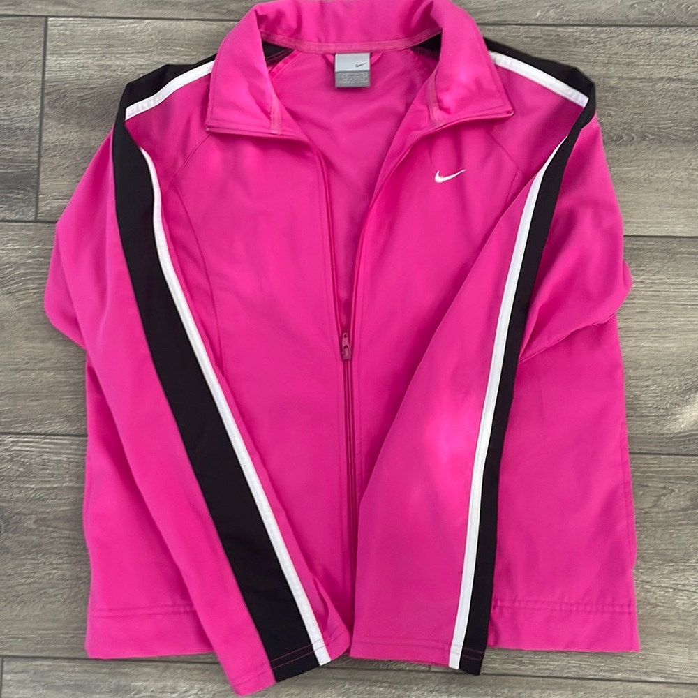 Nike pink light jacket size small (4-6)